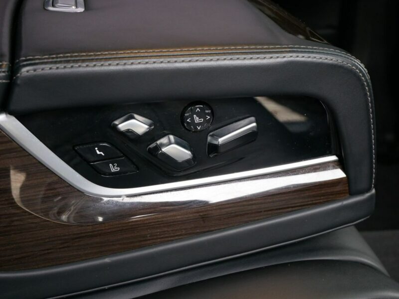 BMW 730 Long 3.0D 265KM Eu6 X-Drive 4x4 M-Pakiet -Serwis ASO VAT 23% Brutto G12 (2015-...)