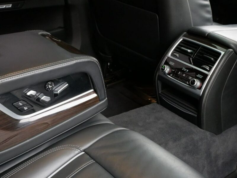 BMW 730 Long 3.0D 265KM Eu6 X-Drive 4x4 M-Pakiet -Serwis ASO VAT 23% Brutto G12 (2015-...)