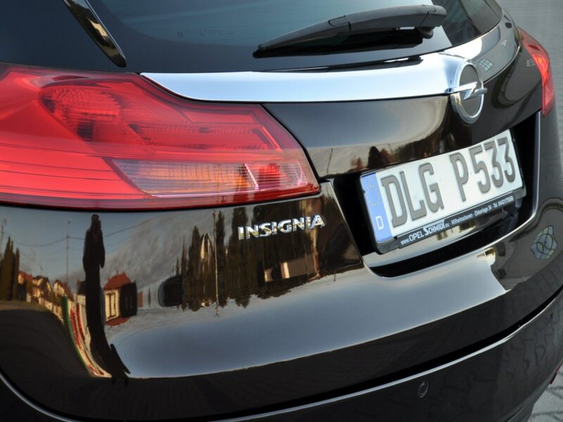 Opel Insignia 2.0CDTI(160KM)*Bi-Xenon*Led*Navi*El.Klapa*Rude Skóry*Chrom*Alu19"ASO A (2008-2017)