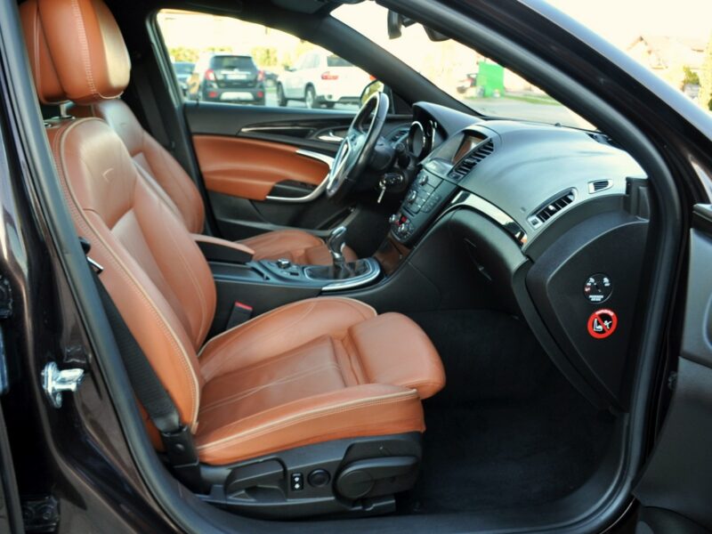 Opel Insignia 2.0CDTI(160KM)*Bi-Xenon*Led*Navi*El.Klapa*Rude Skóry*Chrom*Alu19"ASO A (2008-2017)