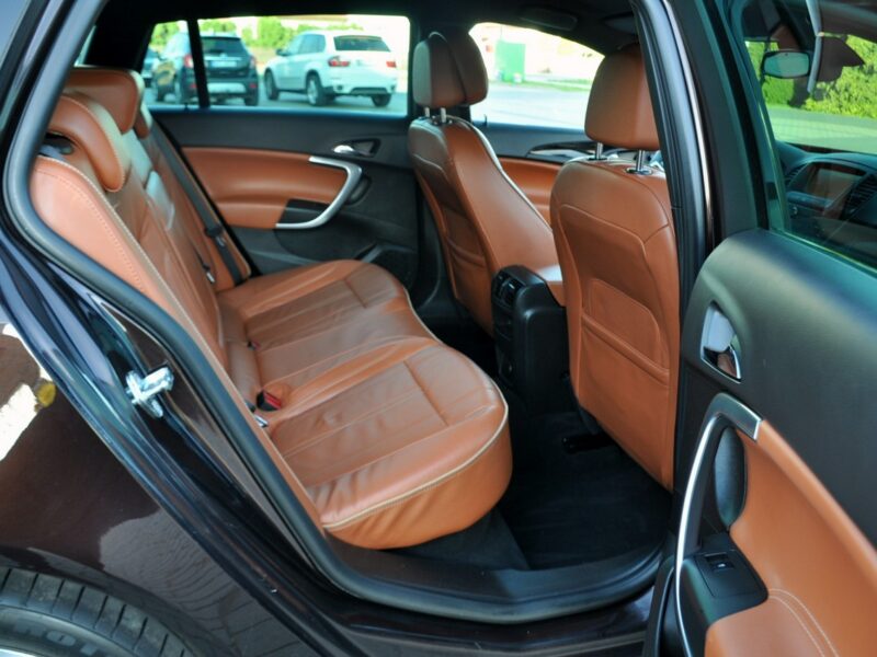 Opel Insignia 2.0CDTI(160KM)*Bi-Xenon*Led*Navi*El.Klapa*Rude Skóry*Chrom*Alu19"ASO A (2008-2017)