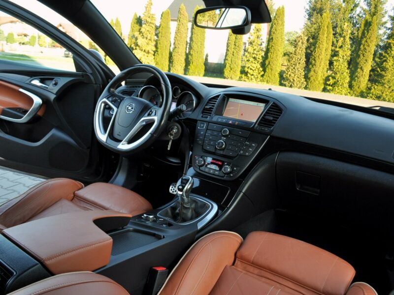 Opel Insignia 2.0CDTI(160KM)*Bi-Xenon*Led*Navi*El.Klapa*Rude Skóry*Chrom*Alu19"ASO A (2008-2017)