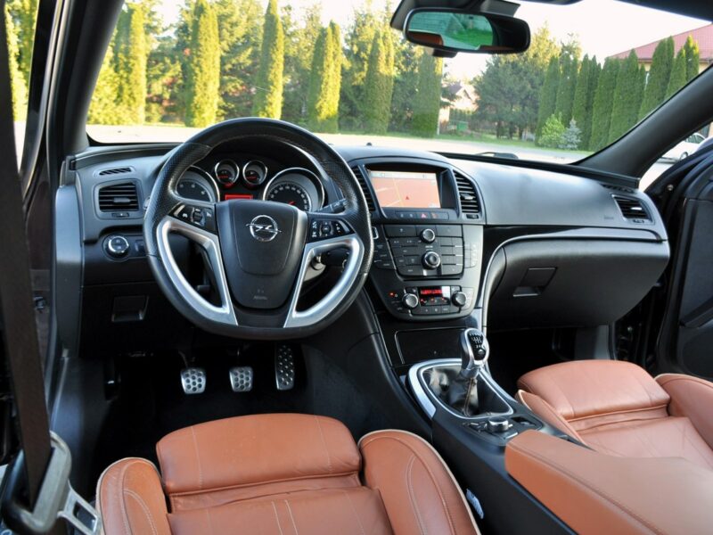 Opel Insignia 2.0CDTI(160KM)*Bi-Xenon*Led*Navi*El.Klapa*Rude Skóry*Chrom*Alu19"ASO A (2008-2017)