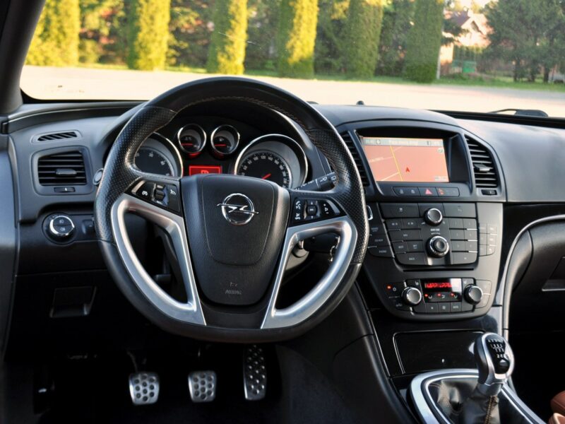 Opel Insignia 2.0CDTI(160KM)*Bi-Xenon*Led*Navi*El.Klapa*Rude Skóry*Chrom*Alu19"ASO A (2008-2017)