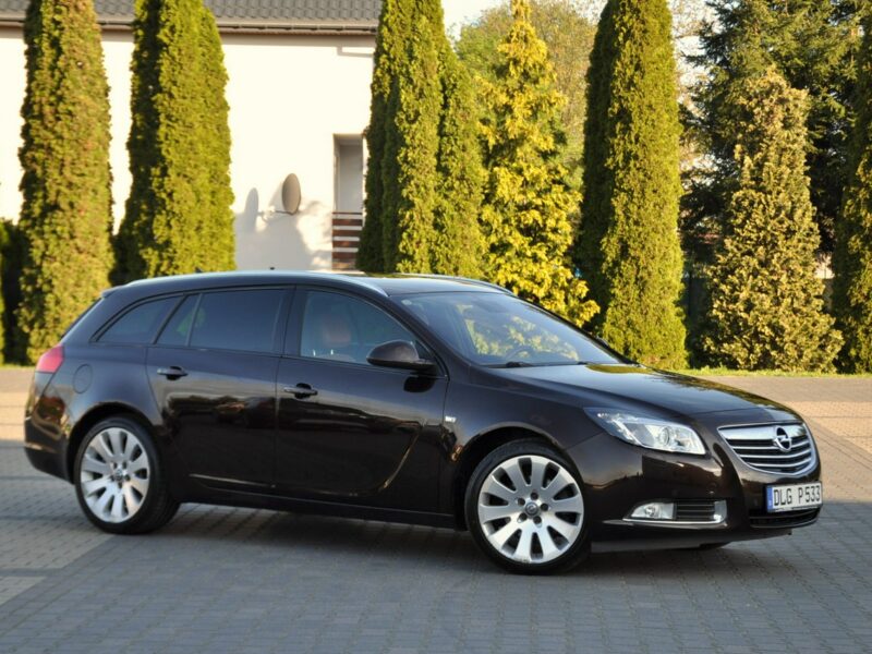 Opel Insignia 2.0CDTI(160KM)*Bi-Xenon*Led*Navi*El.Klapa*Rude Skóry*Chrom*Alu19"ASO A (2008-2017)