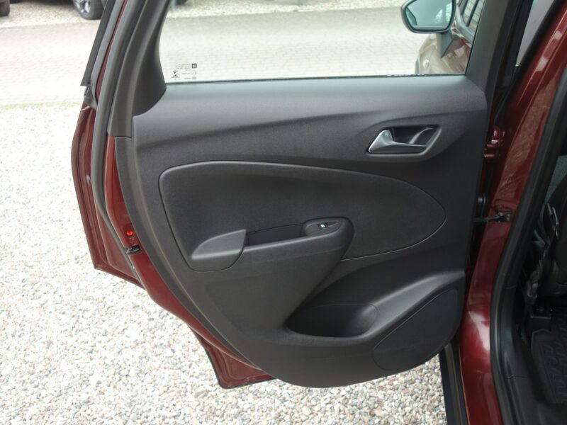 Opel Crossland X Opel Crossland X 2018 1.2 benzyna 110km automat przebieg 25tyś