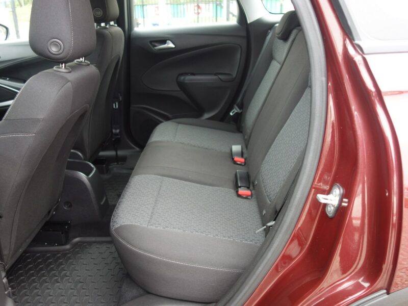 Opel Crossland X Opel Crossland X 2018 1.2 benzyna 110km automat przebieg 25tyś