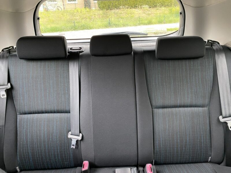 Toyota Auris Rozrząd łańcuch/Mocny Diesekl/Klimatronik/Isofix/Alufelgi/8 airbag I (2006-2012)