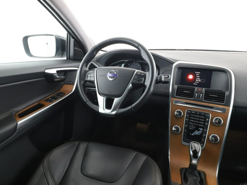 Volvo XC 60 automat skóra navi grzane fotele PDC tempomat I (2008-2017)