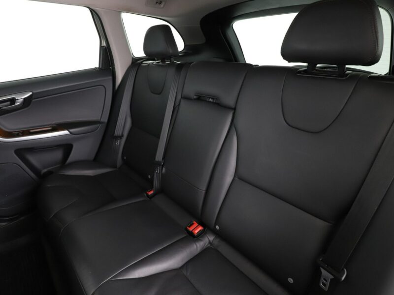 Volvo XC 60 automat skóra navi grzane fotele PDC tempomat I (2008-2017)
