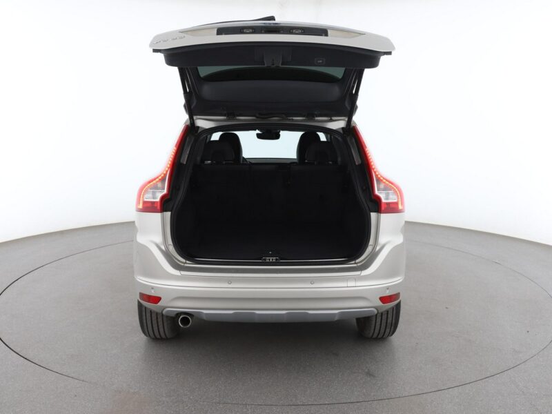Volvo XC 60 automat skóra navi grzane fotele PDC tempomat I (2008-2017)