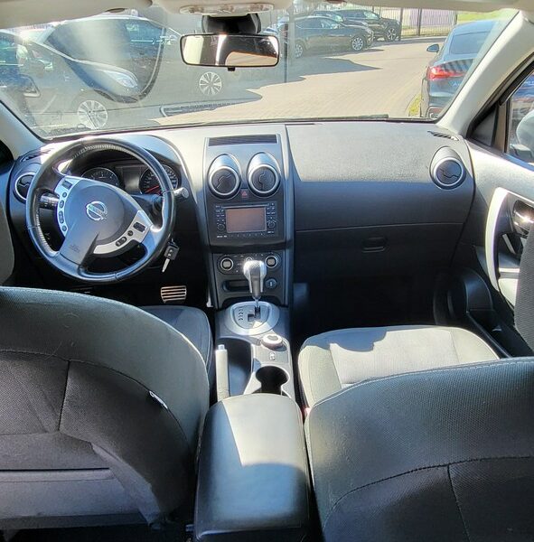 Nissan Qashqai+2 Nissan Qashqai+2 2.0 dCi 4x4 Tekna I (2008-)