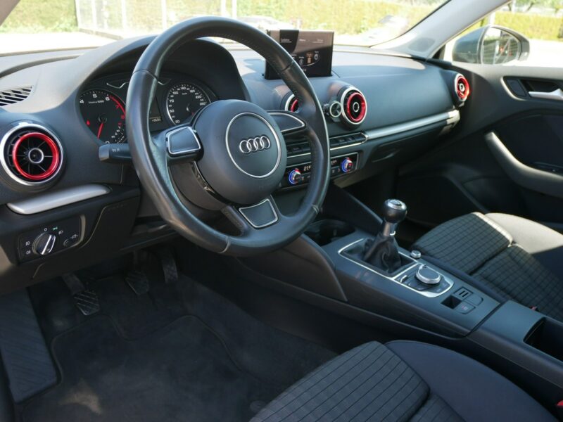 Audi A3 1.8 TFSI 180KM [Eu5] -2xKlimatr -Nowy rozrząd kpl -Biksenon -Zobacz 8V (2012-)