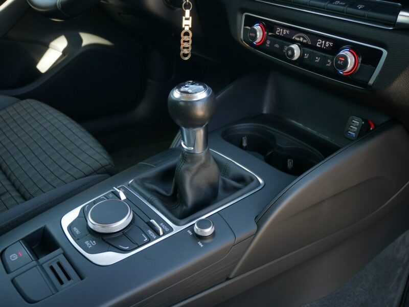Audi A3 1.8 TFSI 180KM [Eu5] -2xKlimatr -Nowy rozrząd kpl -Biksenon -Zobacz 8V (2012-)