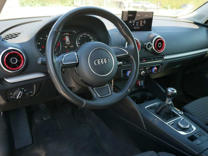Audi A3 1.8 TFSI 180KM [Eu5] -2xKlimatr -Nowy rozrząd kpl -Biksenon -Zobacz 8V (2012-)