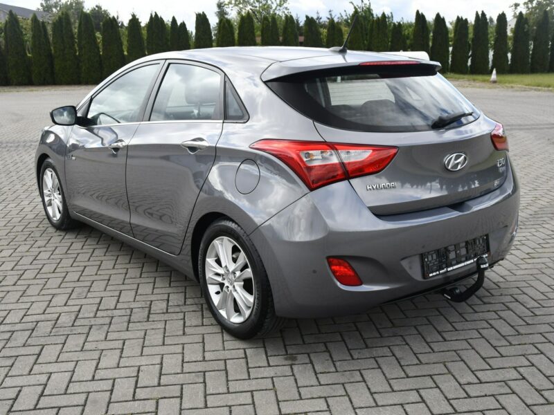 Hyundai i30 1,6 BENZ Kam.Cofania.Navi.Xenony.Skóry.Elektr.Fotele.Podg.Fot.LEDY I (2002-2013)