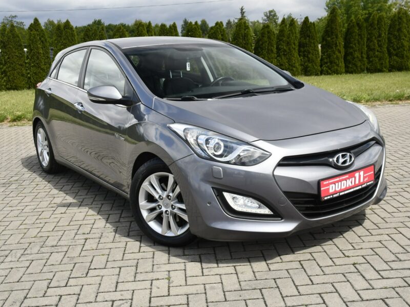 Hyundai i30 1,6 BENZ Kam.Cofania.Navi.Xenony.Skóry.Elektr.Fotele.Podg.Fot.LEDY I (2002-2013)