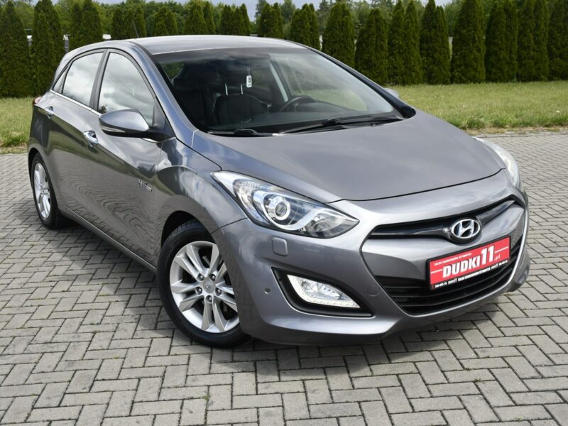 Hyundai i30 1,6 BENZ Kam.Cofania.Navi.Xenony.Skóry.Elektr.Fotele.Podg.Fot.LEDY I (2002-2013)