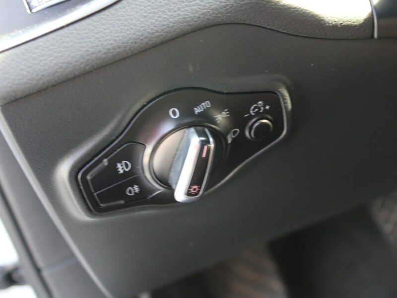 Audi Q5 Skóra Panorama Navi el. klapa 8R (2008-)