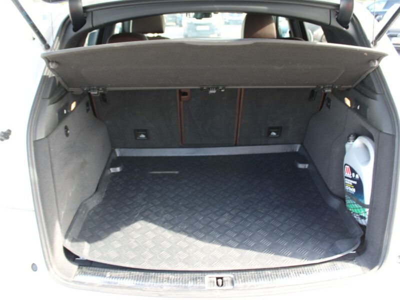 Audi Q5 Skóra Panorama Navi el. klapa 8R (2008-)