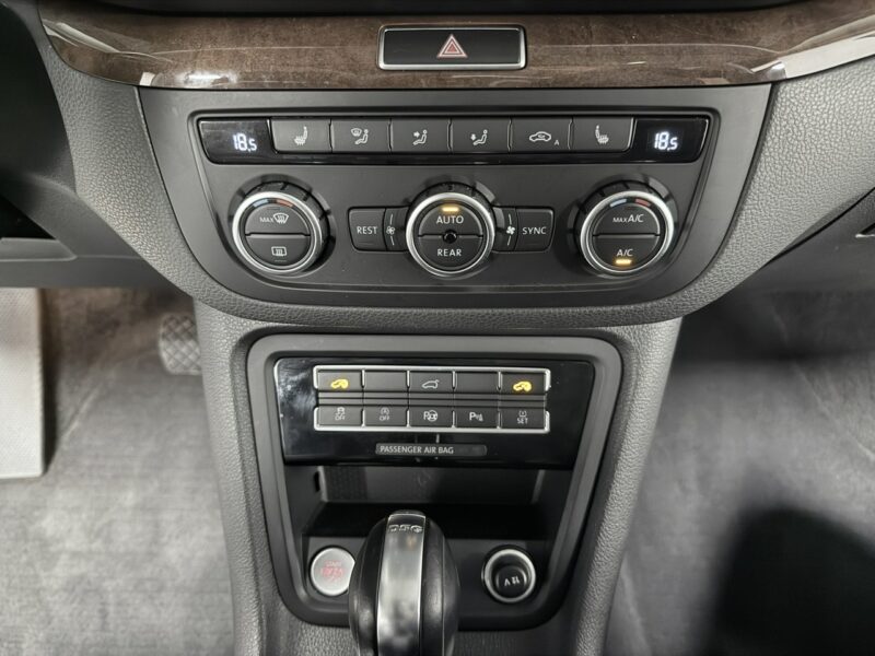 Volkswagen Sharan 2.0 TDI 177PS+DSG"KARAT Exclusive"7-Osobowy*BiXenon*NAVI*DYNAUDIO HiFi II (2010-)