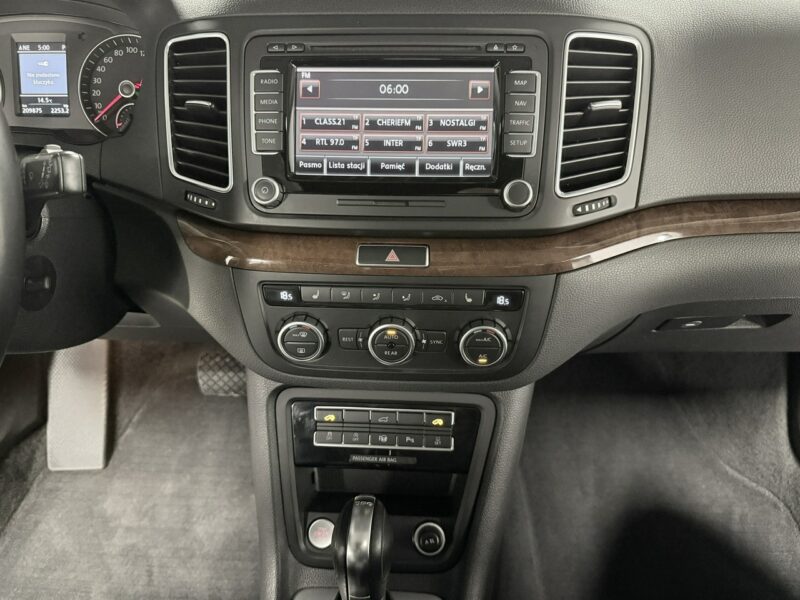 Volkswagen Sharan 2.0 TDI 177PS+DSG"KARAT Exclusive"7-Osobowy*BiXenon*NAVI*DYNAUDIO HiFi II (2010-)