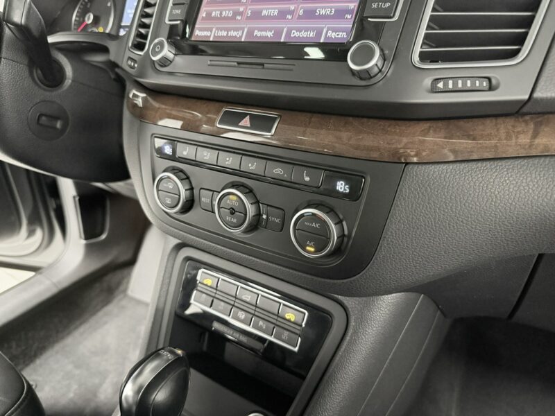Volkswagen Sharan 2.0 TDI 177PS+DSG"KARAT Exclusive"7-Osobowy*BiXenon*NAVI*DYNAUDIO HiFi II (2010-)