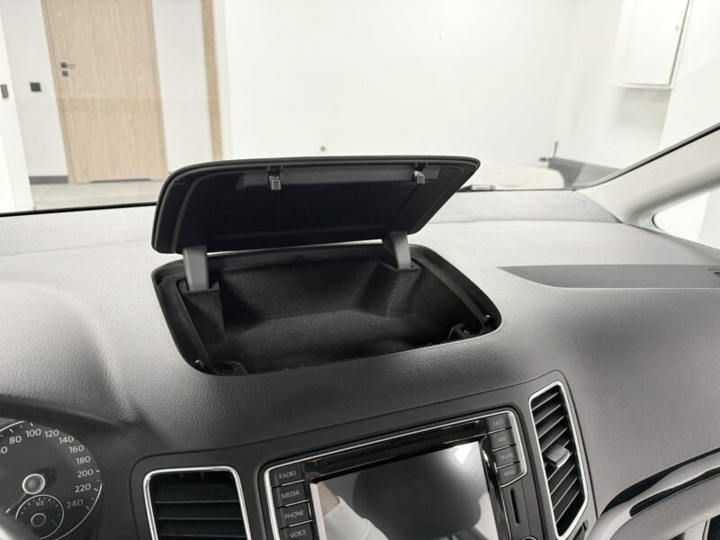 Seat Alhambra 2.0 TDI 150PS+DSG"FR-LINE"7-Osobowy*BiXenon*NAVI*Alcantara*El.Hak*HiFi II (2010-)