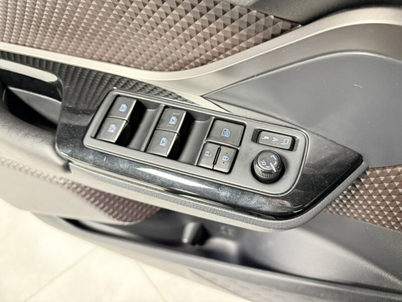 Toyota C-HR 1.2 TURBO 116KM EXCLUSIVE*JBL*86.000km*KeyLessGo*Alu 18*Serwis*NIEMCY