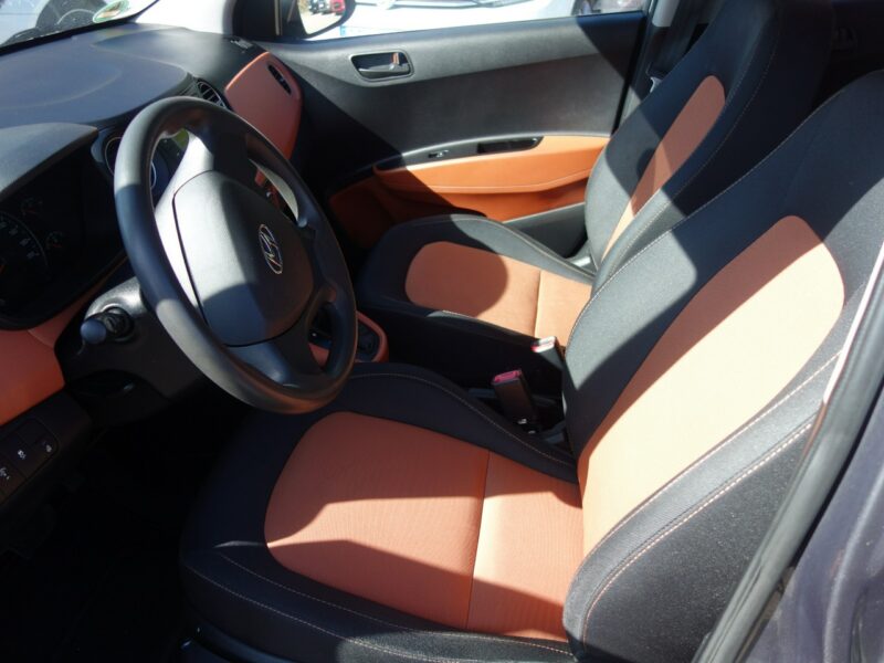 Hyundai i10 Hyundai i10 II (2013-)
