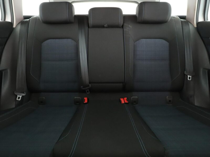 Volkswagen Passat FV23 LIFT 1.4GTE PHEV Climatronic Virtual ACC Navi Park Assist FullLED B8 (2014-2023)