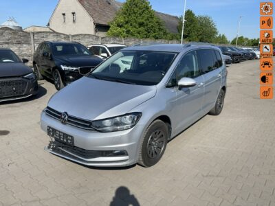 Volkswagen Touran Klimatronik Podgrzewanie Virtual cockpit Hak III (2015-)