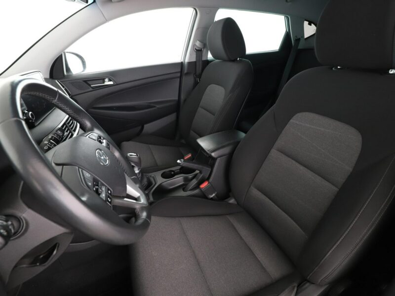 Hyundai Tucson lift navi czujniki i kamera parkowania klima auto III (2015-2020)