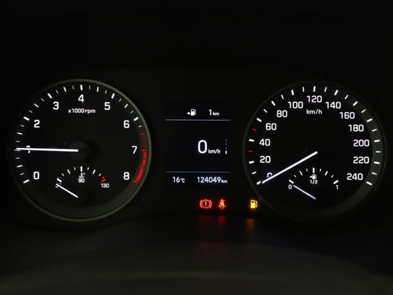Hyundai Tucson lift navi czujniki i kamera parkowania klima auto III (2015-2020)