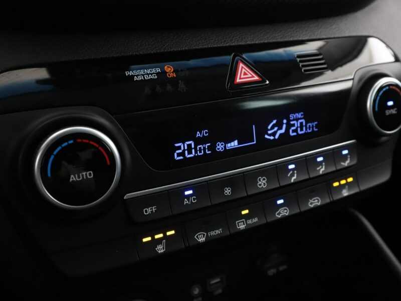 Hyundai Tucson lift navi czujniki i kamera parkowania klima auto III (2015-2020)