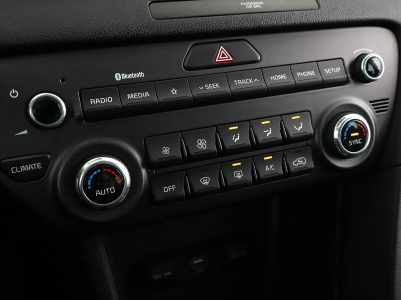 Kia Sportage lift niski przebieg kamera klima-auto Bluetooth tempomat 6MT III (2010-2015)