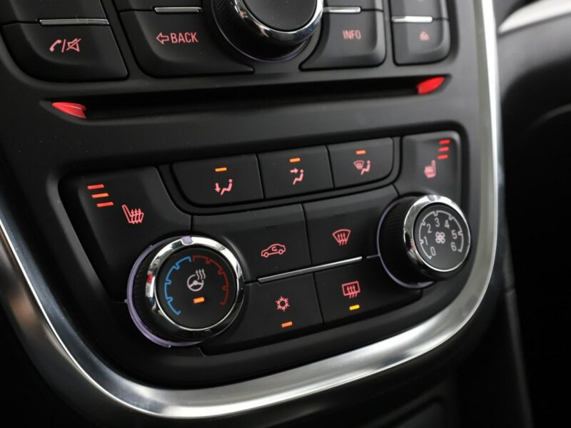 Opel Mokka Czujniki parkowania, klima, podg.fotele, bluetooth I (2012-2019)