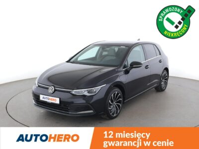 Volkswagen Golf hybryda plug-in automat alcantara virtual navi kamera ACC climatronic VIII (2020-)