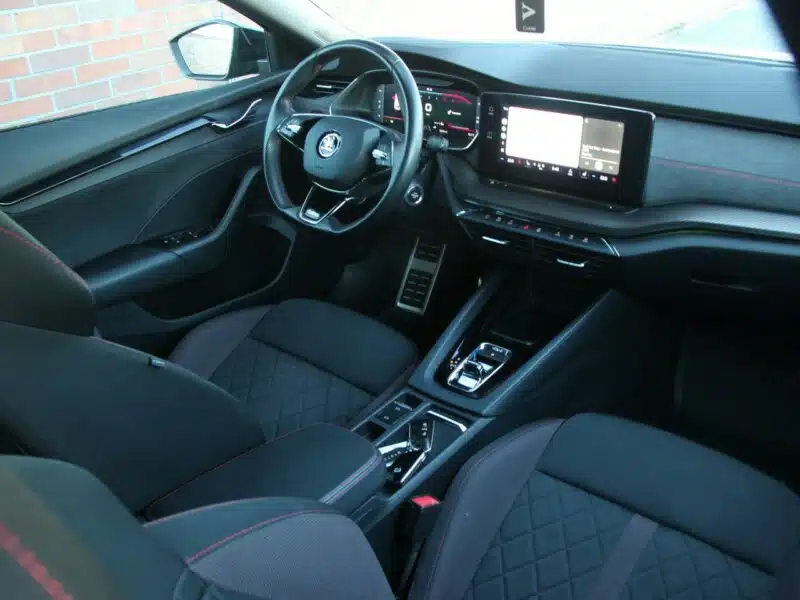 Škoda Octavia 4x4*200KM*Navi*FullLed*2xPdc*Klimatr*Android*Front/LaneAssist*Alu18* IV (2020-)