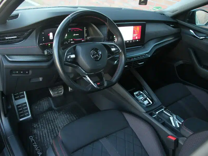 Škoda Octavia 4x4*200KM*Navi*FullLed*2xPdc*Klimatr*Android*Front/LaneAssist*Alu18* IV (2020-)