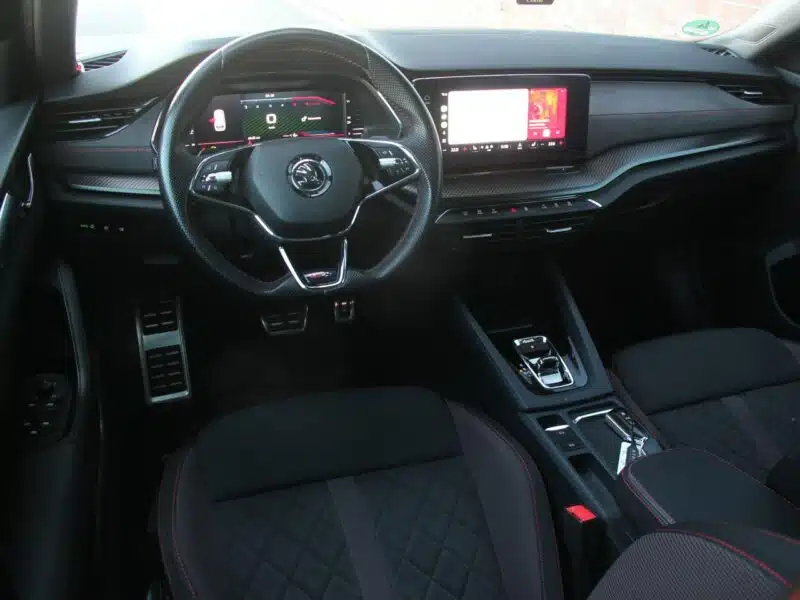 Škoda Octavia 4x4*200KM*Navi*FullLed*2xPdc*Klimatr*Android*Front/LaneAssist*Alu18* IV (2020-)