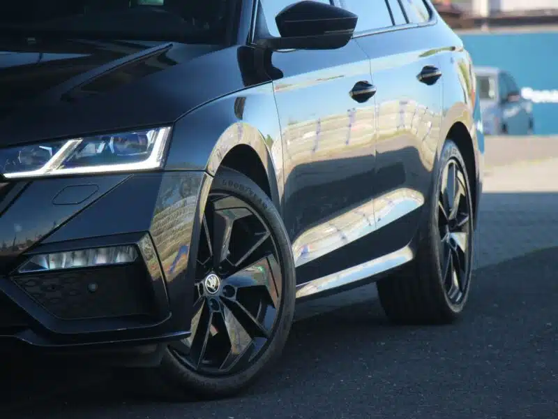 Škoda Octavia 4x4*200KM*Navi*FullLed*2xPdc*Klimatr*Android*Front/LaneAssist*Alu18* IV (2020-)