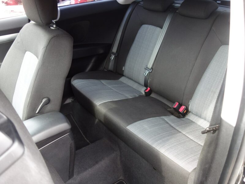 Kia Cee'd Kia ProCeed I (2006-2012)