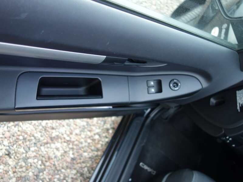 Kia Cee'd Kia ProCeed I (2006-2012)