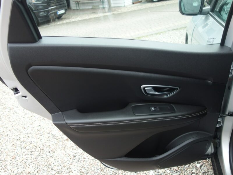 Renault Scenic Renault Scenic 2018 1.5 DCI 110km automat 2 komplety kół nawi 125ty km IV (2016-)