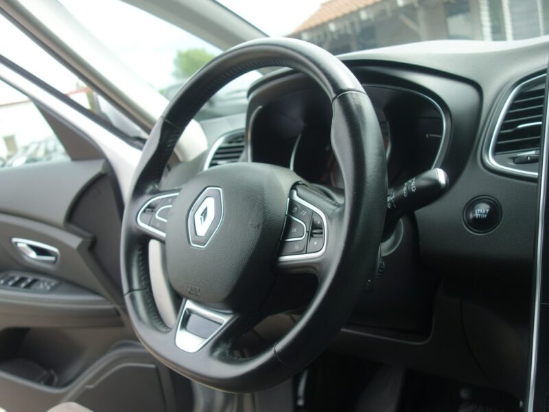 Renault Scenic Renault Scenic 2018 1.5 DCI 110km automat 2 komplety kół nawi 125ty km IV (2016-)