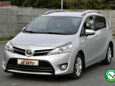 Toyota Verso 2,0D-4D 124KM Soll/7Foteli/Navi/Kamera/Climatronic/Alu/Parktronic/USB