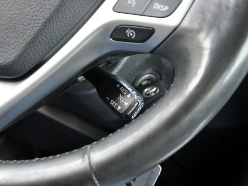 Toyota Verso 2,0D-4D 124KM Soll/7Foteli/Navi/Kamera/Climatronic/Alu/Parktronic/USB