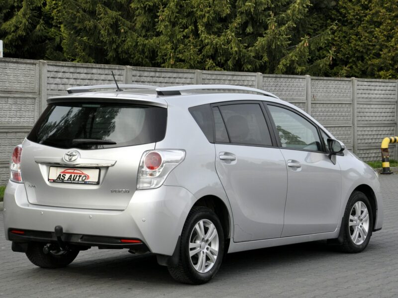 Toyota Verso 2,0D-4D 124KM Soll/7Foteli/Navi/Kamera/Climatronic/Alu/Parktronic/USB