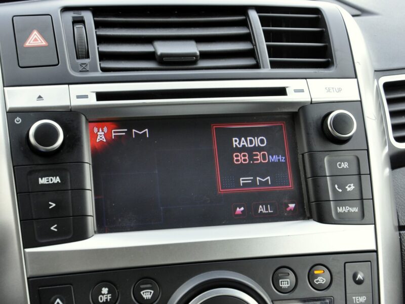 Toyota Verso 2,0D-4D 124KM Soll/7Foteli/Navi/Kamera/Climatronic/Alu/Parktronic/USB